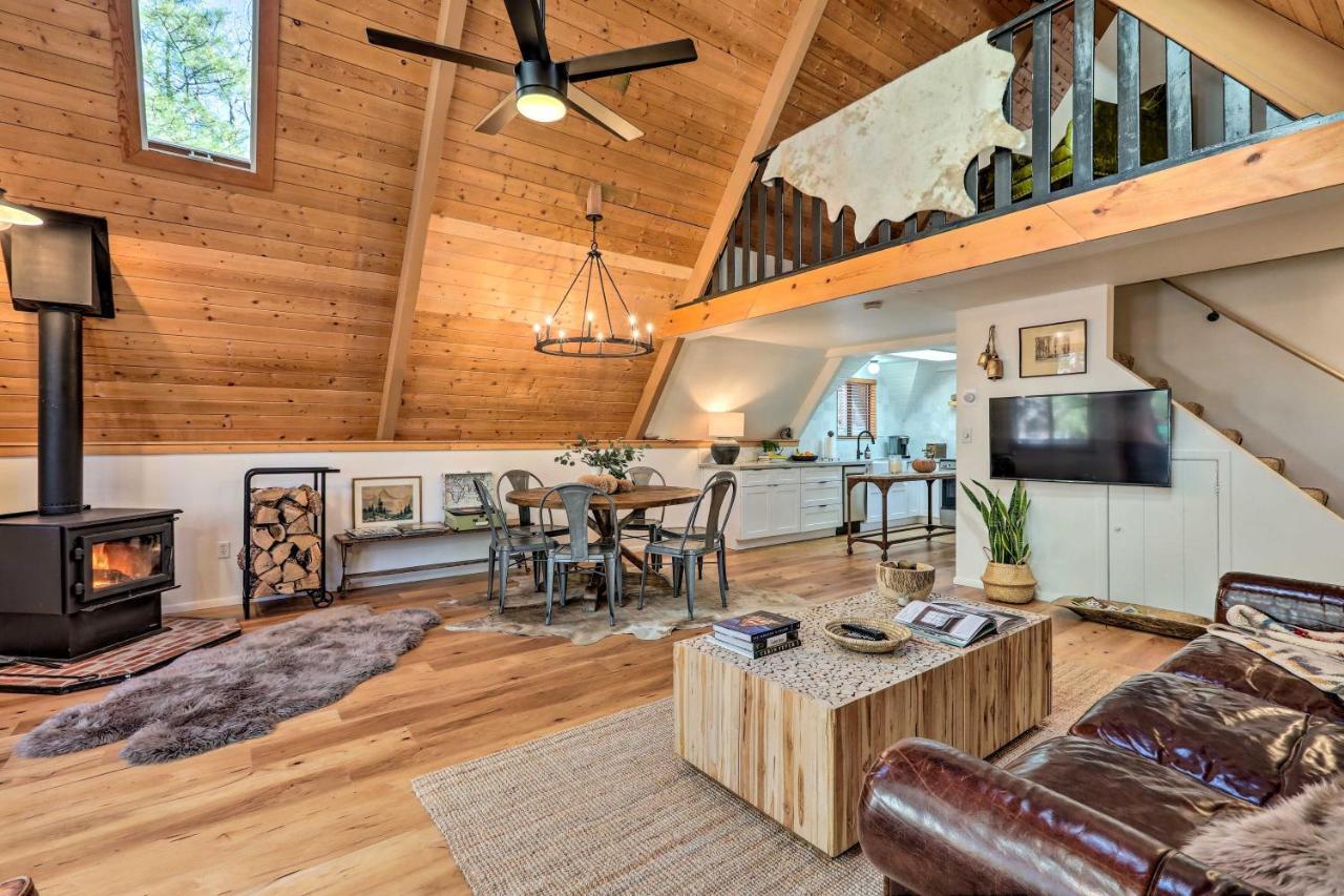 Modern Munds Park Cabin With Deck Hike, Bike And Ski! Exterior foto